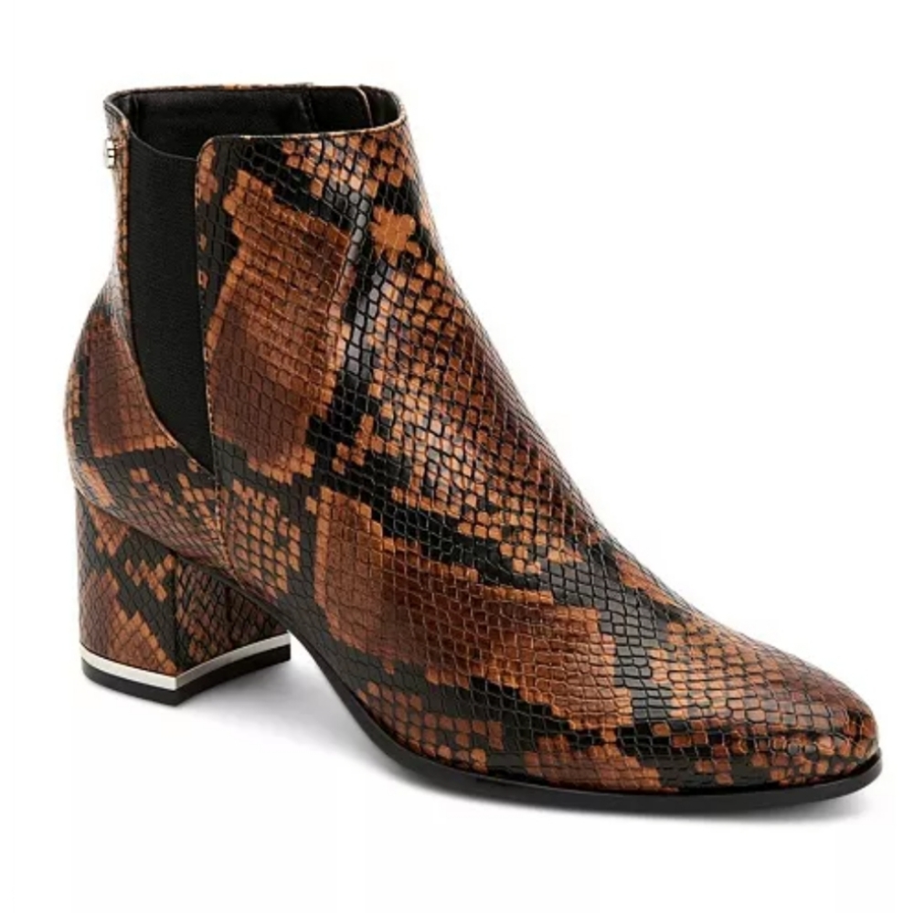 Calvin Klein Fioranna booties